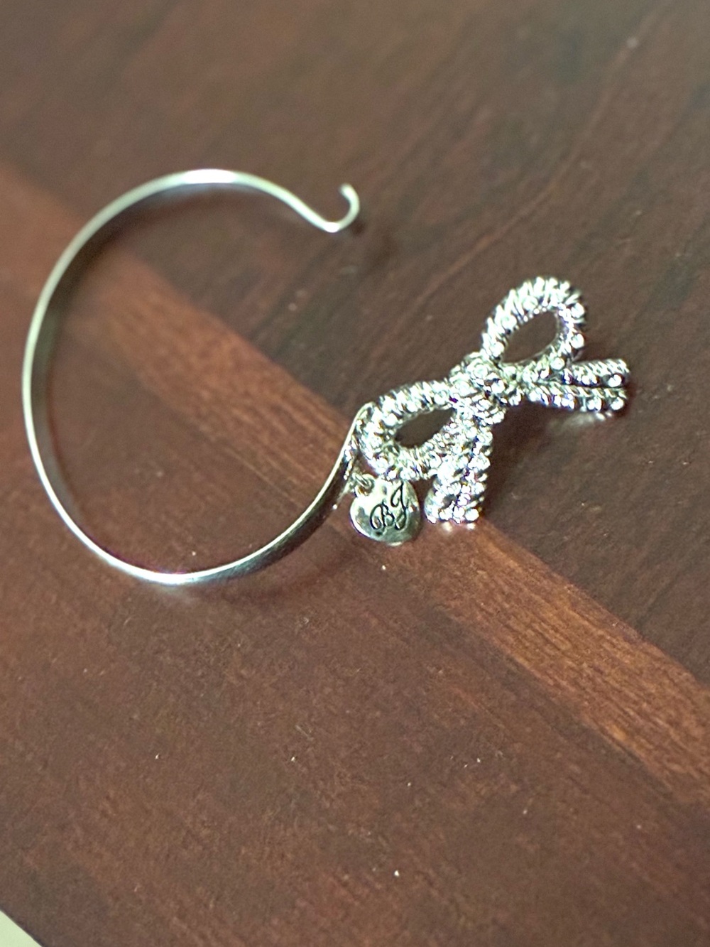 Betsey Johnson Silver Bow Crystal Bracelet with Heart Charm - Picture 4 of 5